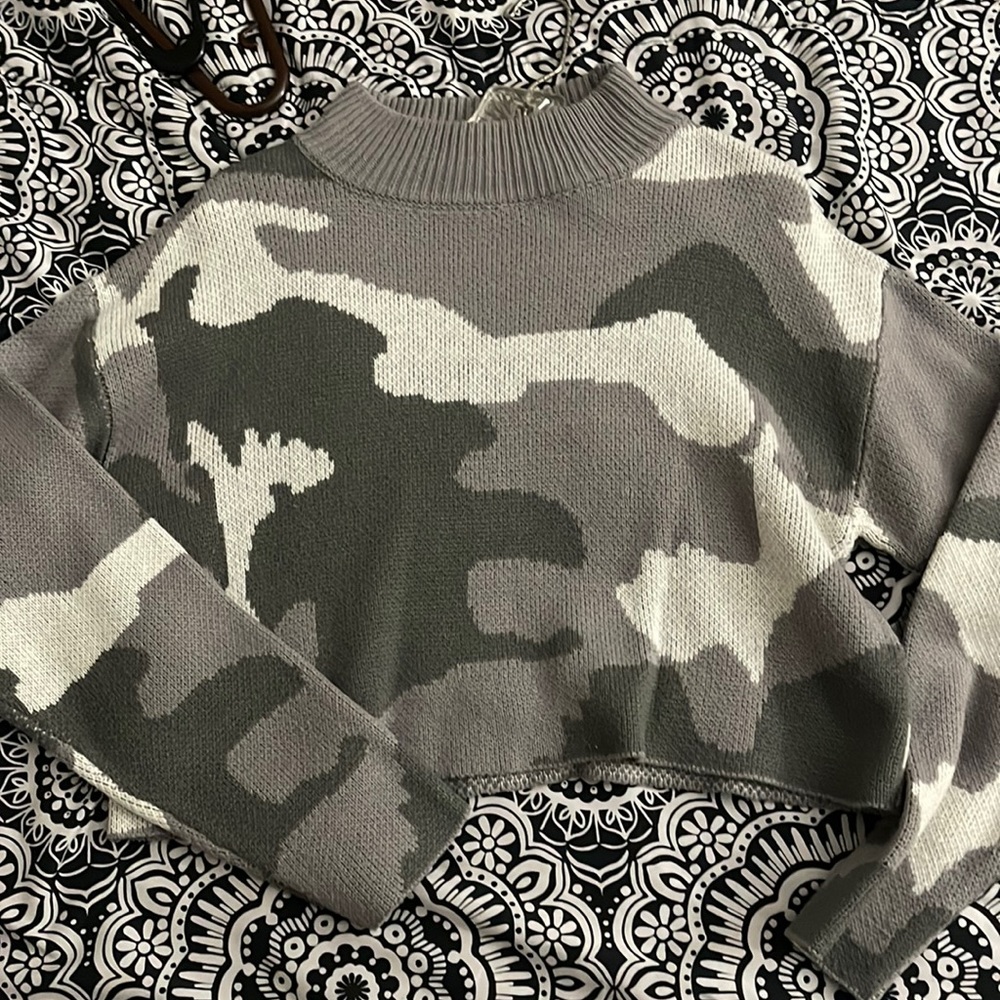 Cropped Sweater